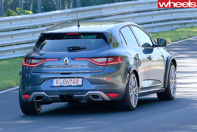 2016-Renault -Megane -rear -side