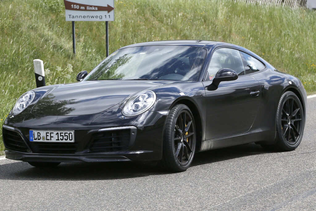 2016 Porsche 911 spy pics