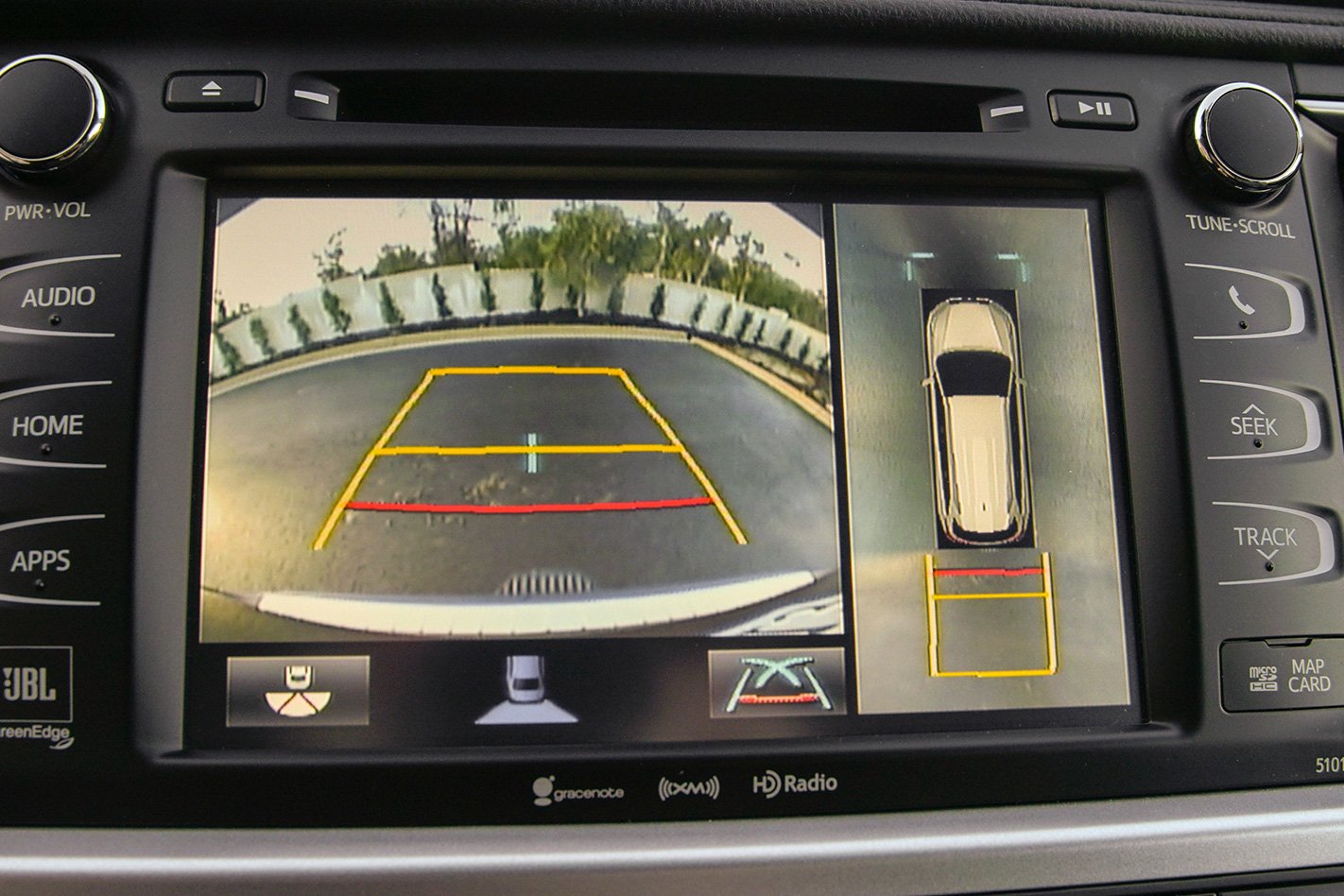 Kluger infotainment