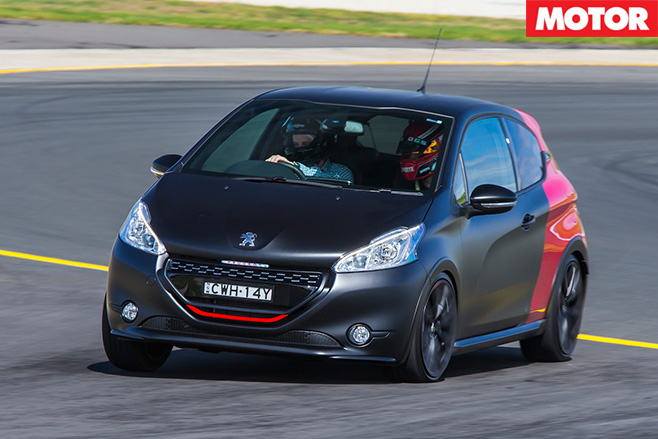 Peugeot 208-GTi 30th Anniversary