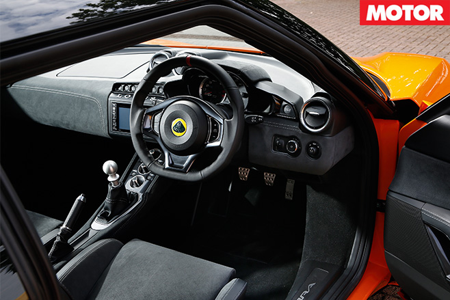 Lotus Evora 400 interior