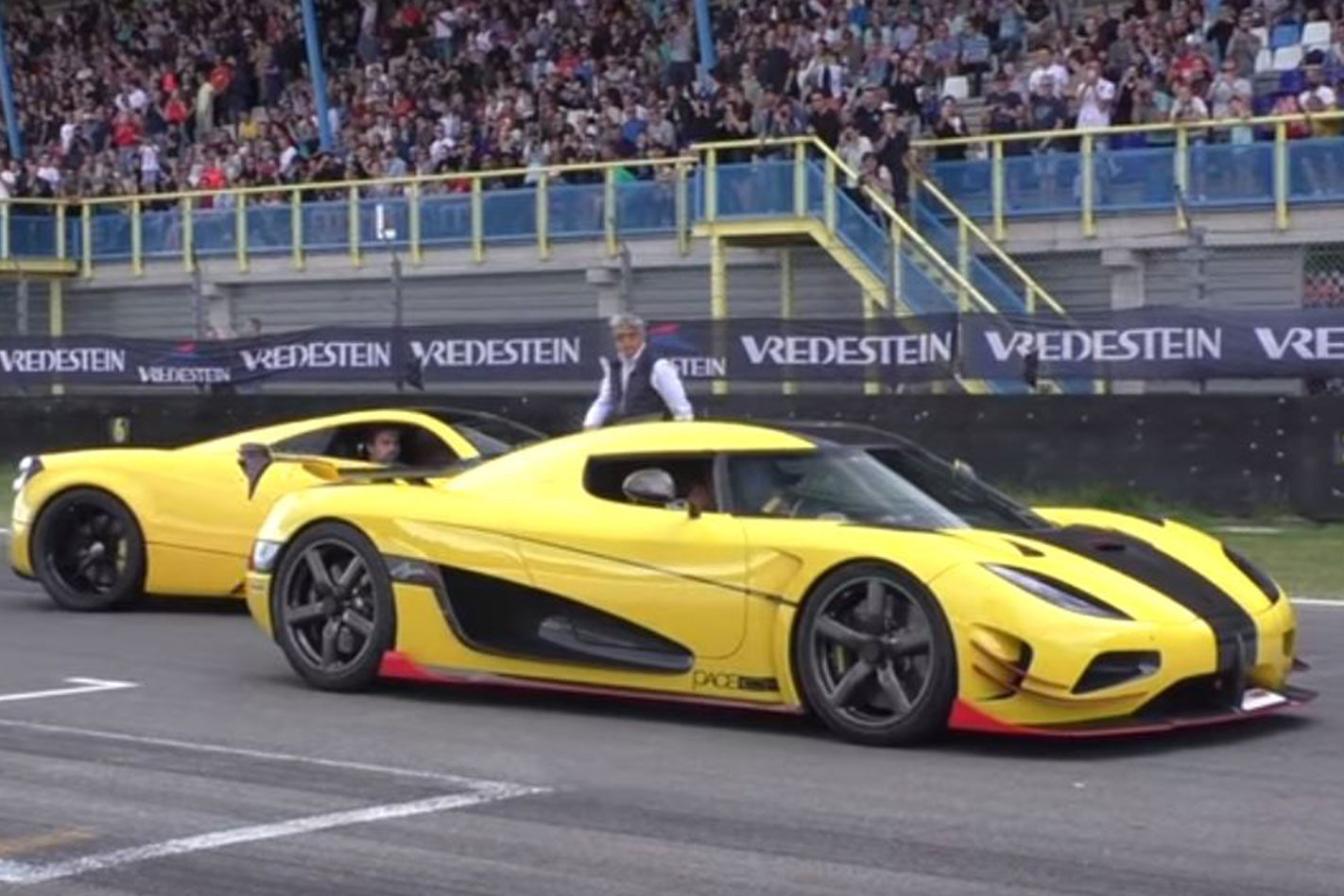 Koenigsegg-Agera-and-Pagani-Huayra.jpg