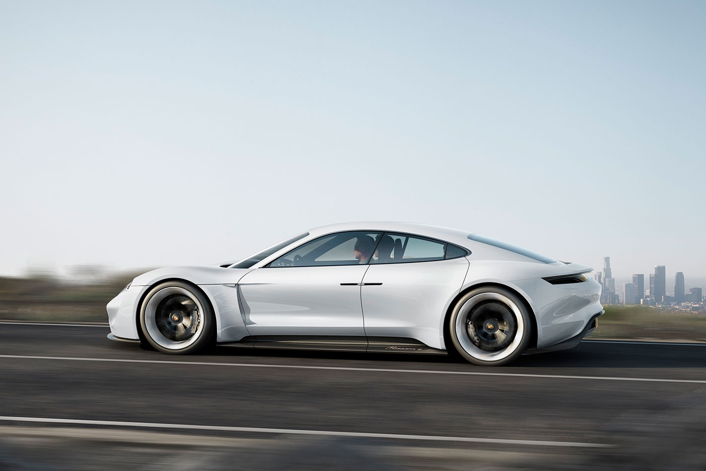 Porsche -Mission -E-profile
