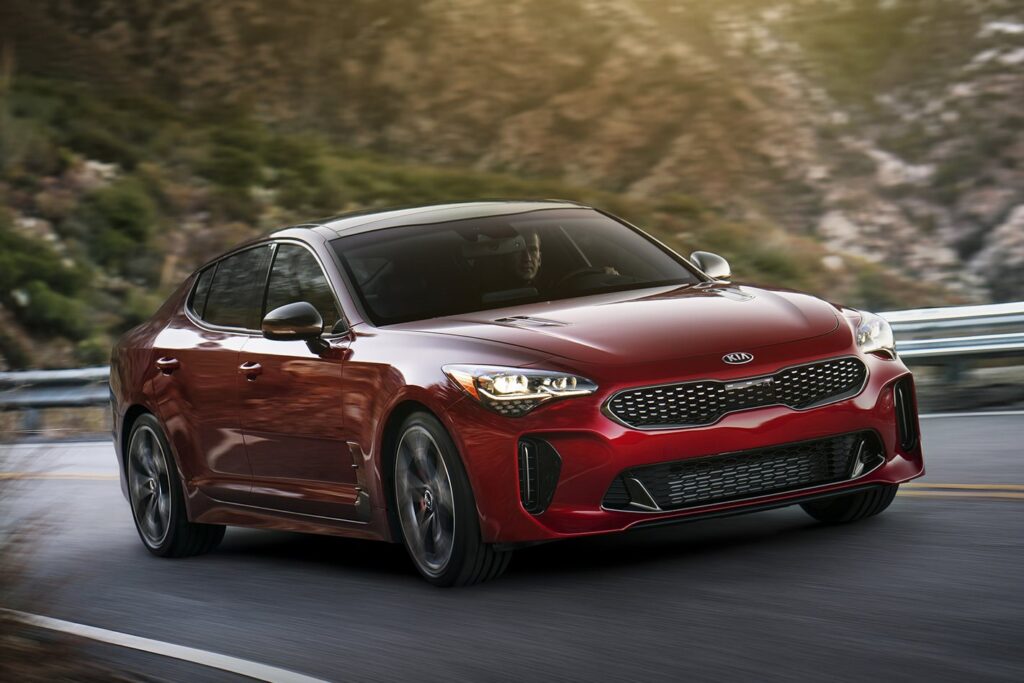 2017 Kia Stinger GT revealed