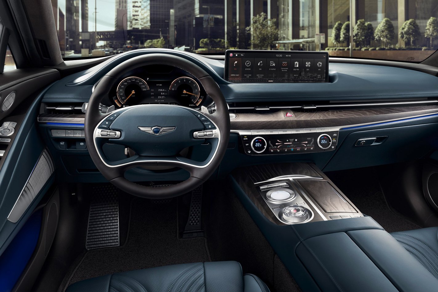 2020 Genesis G80 cabin