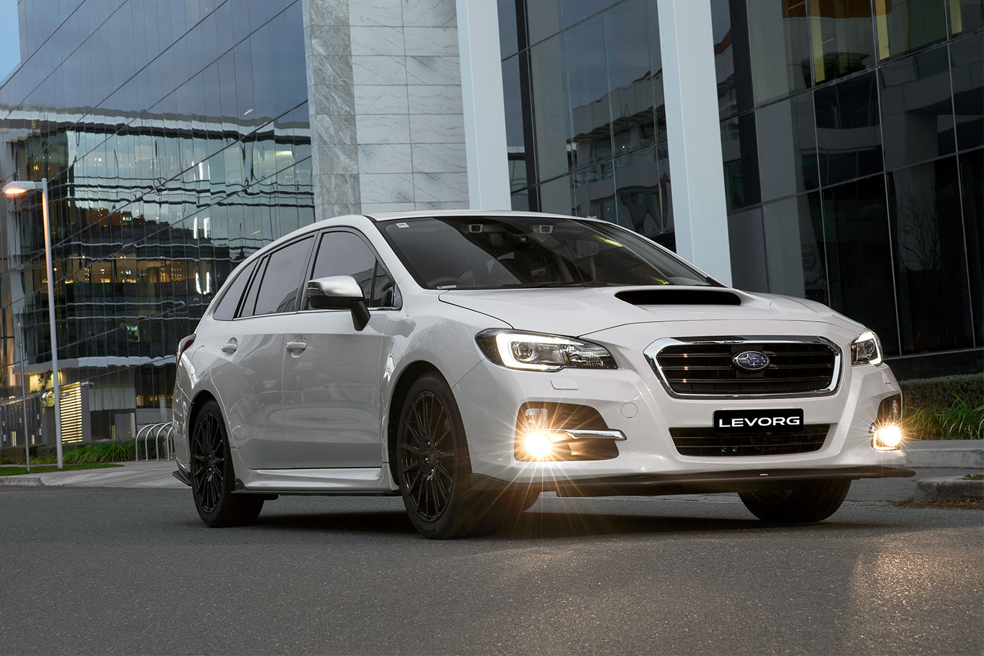 2017-Subaru -Levorg -GT-S-B-spec -front -static