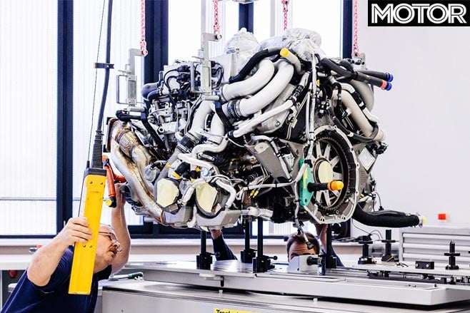 Bugatti Chiron W16 engine