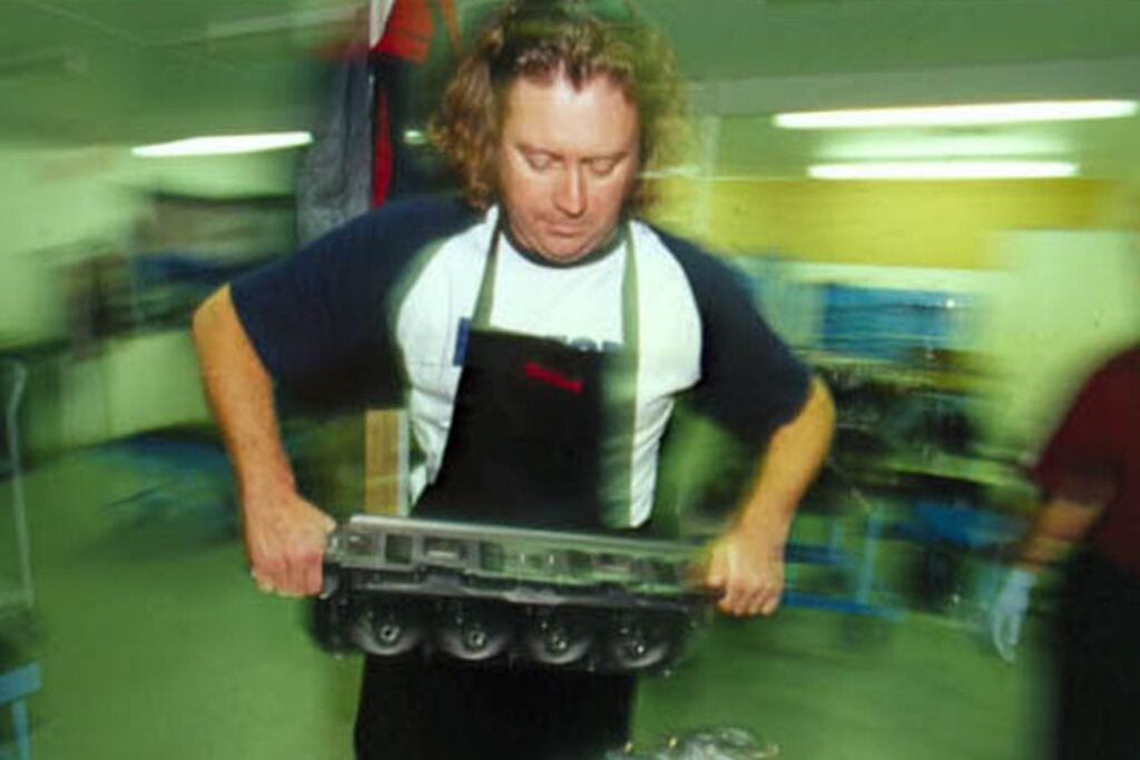 Archive: Morley builds 5.6L V8 engine