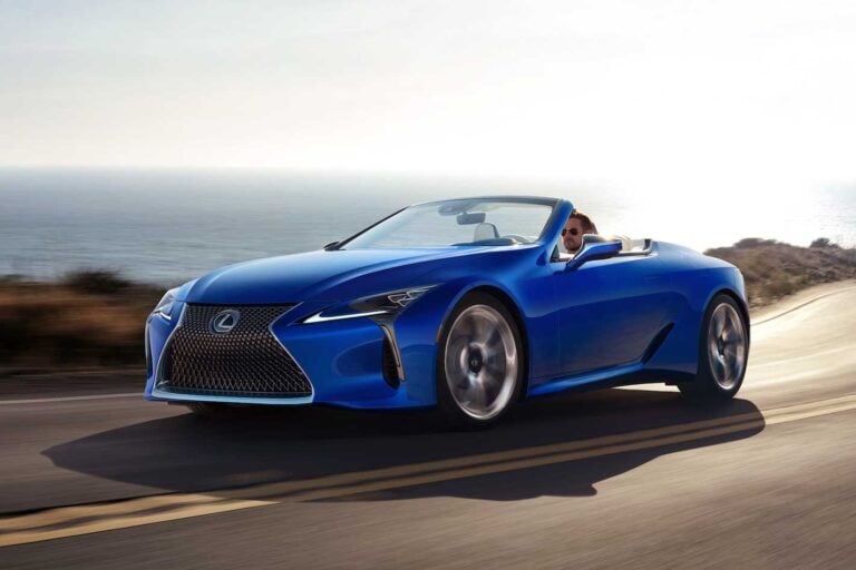 Lexus LC500 Convertible revealed
