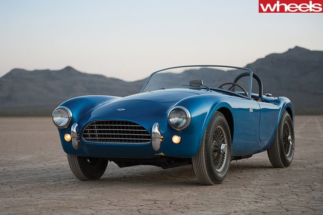 Blue -shelby -cobra -front -side