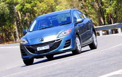 Base three - Mazda 3 Neo