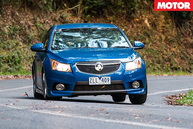Holden cruze turning