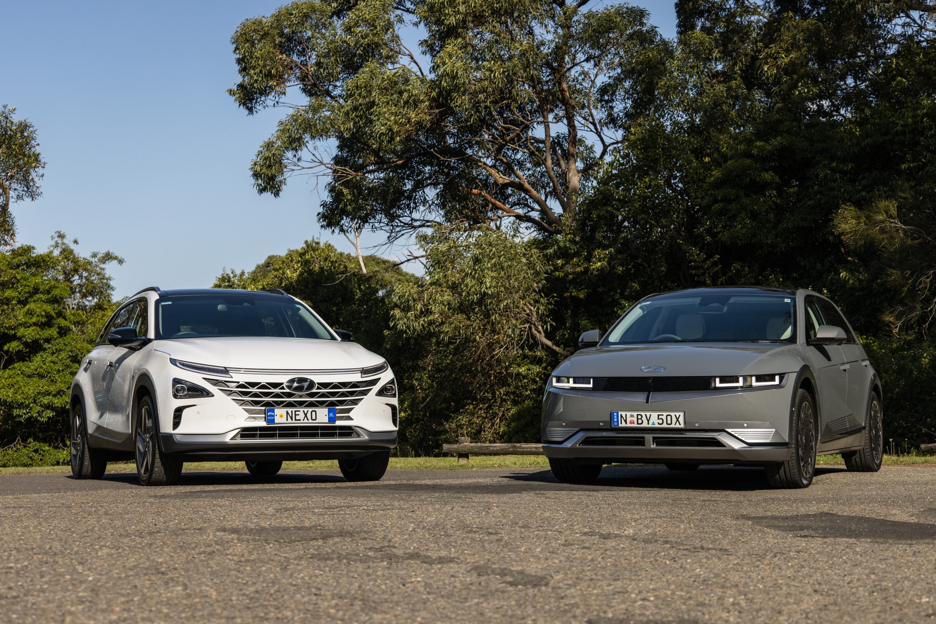 2022 Hyundai Ioniq 5 vs Hyundai Nexo comparison review