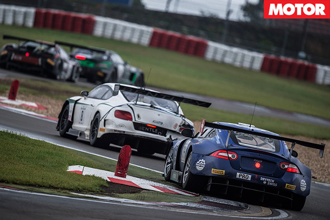 Bentley racing with gt3 cars -blancpain