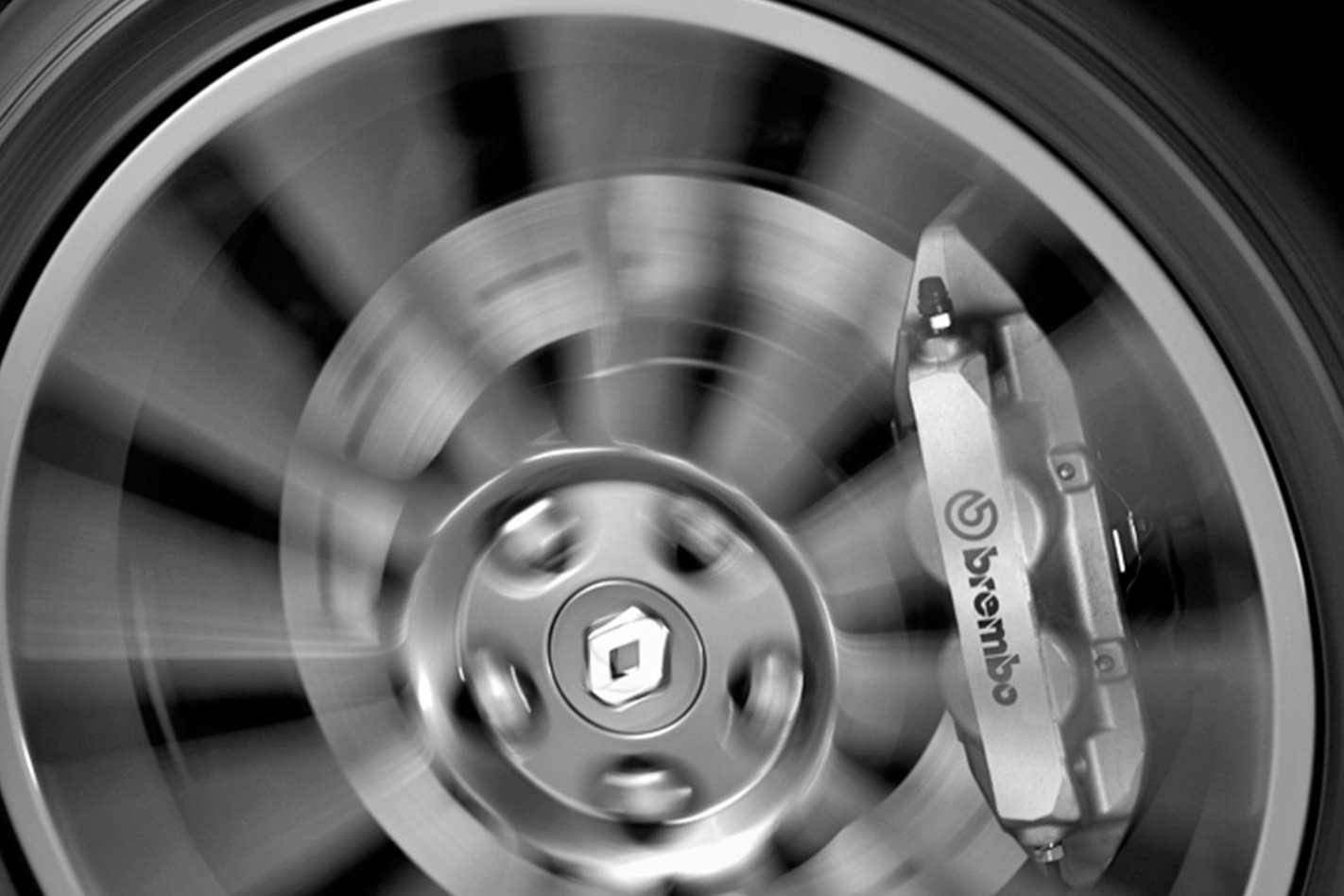 2005-Renault-Sport-Mégane-Cup-tyres.jpg