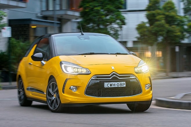 Citroen DS3 Driving around corner front side