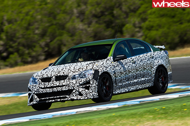 2017-HSV-GTSR-W1-driving -track