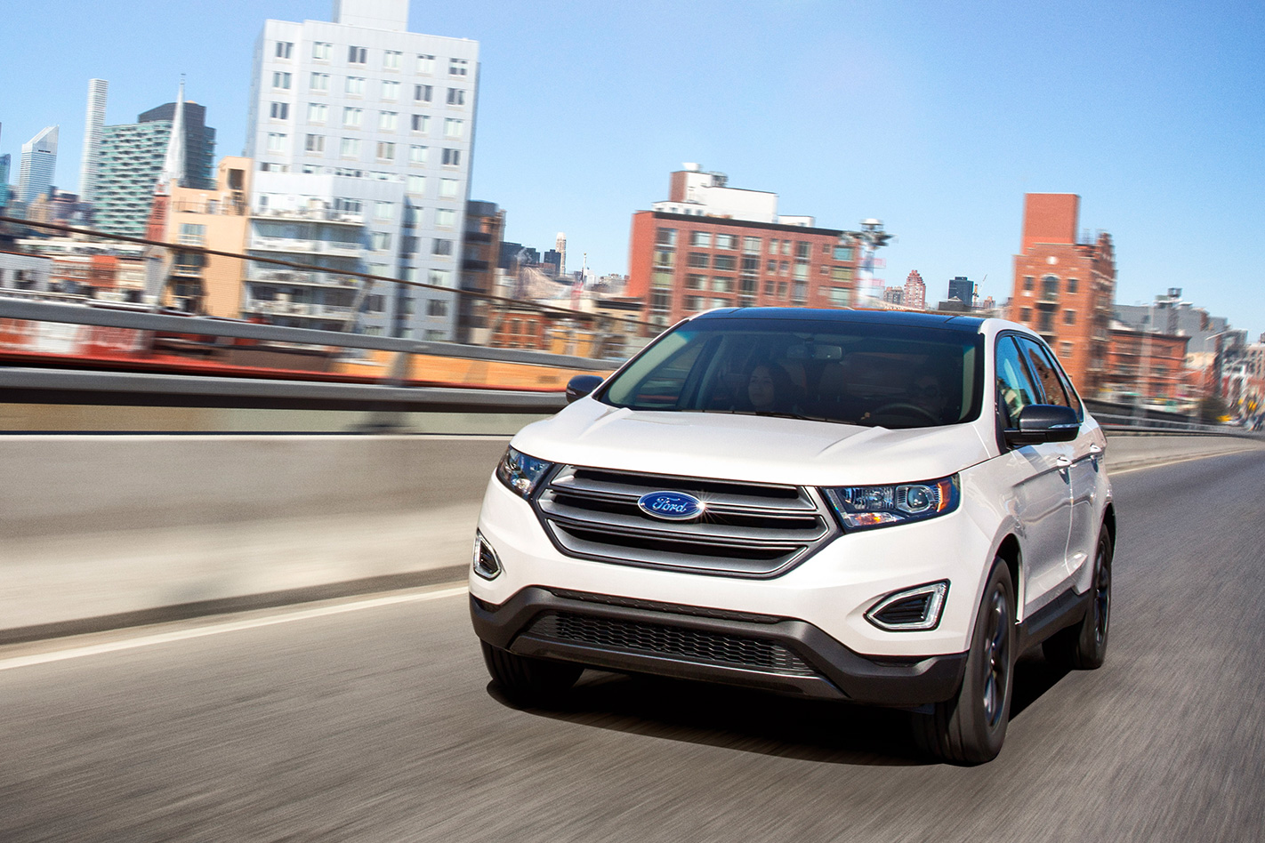 Ford Endura SUV city