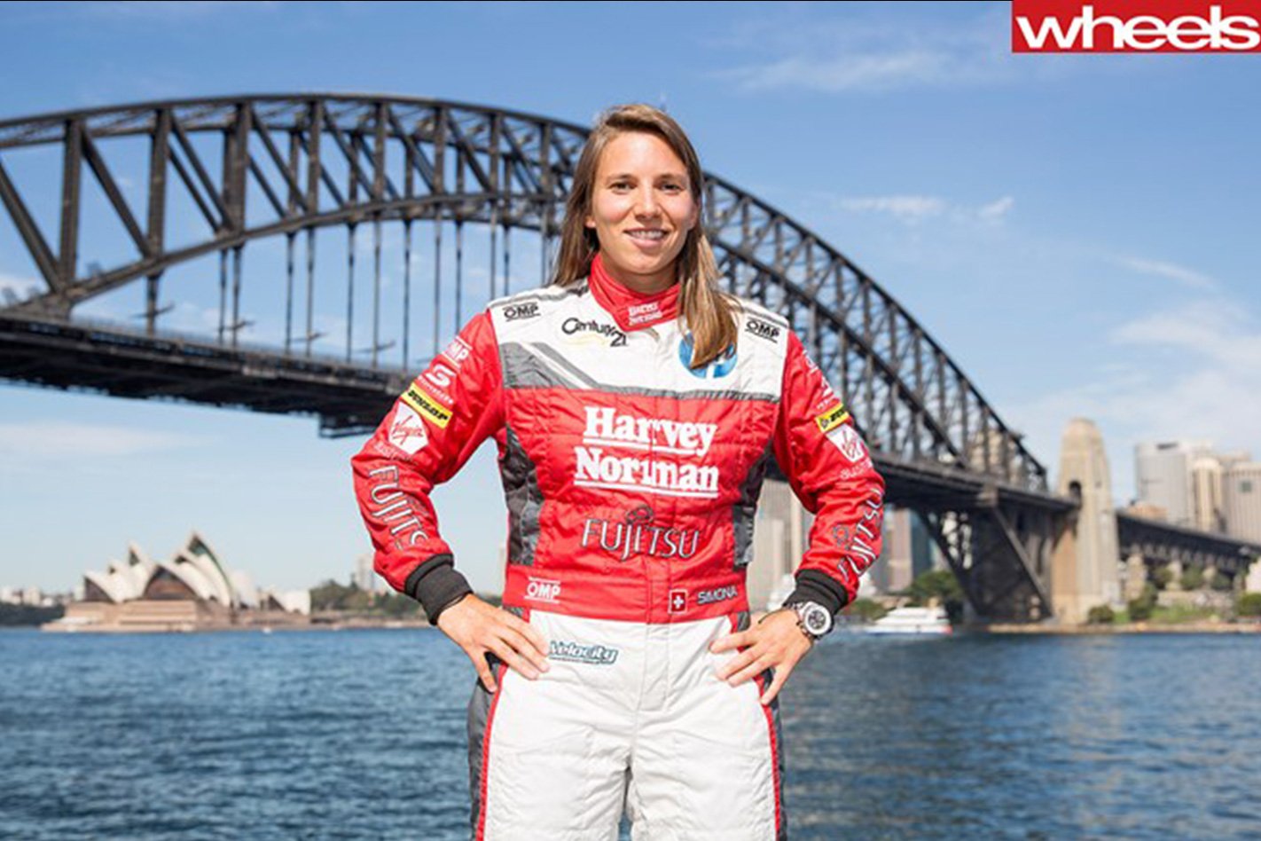 De -Silvestro -signs -for -Nissan -Supercars