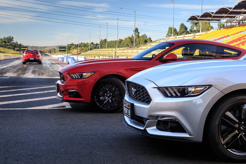 2016 Ford Mustang v Holden SS-V Redline drag race