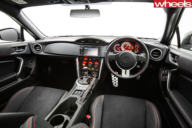 Toyota -86-interior