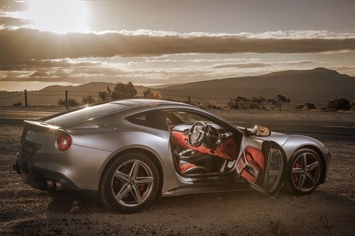 Ferrari -F12-interior