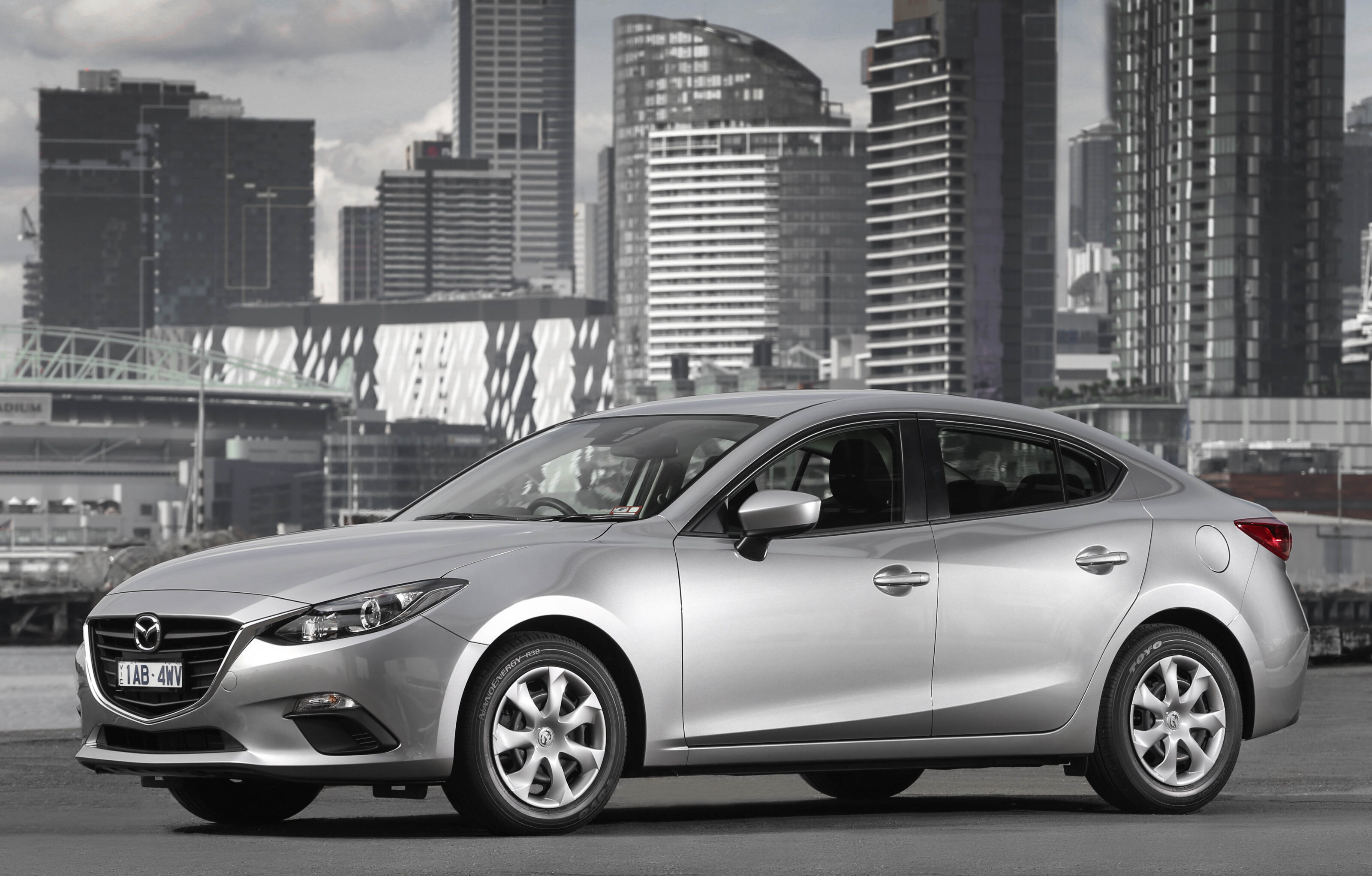 Mazda3 Neo Sedan