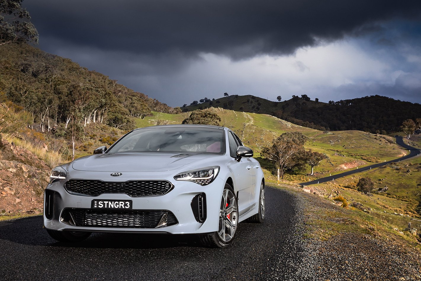 2018 Kia Stinger GT front