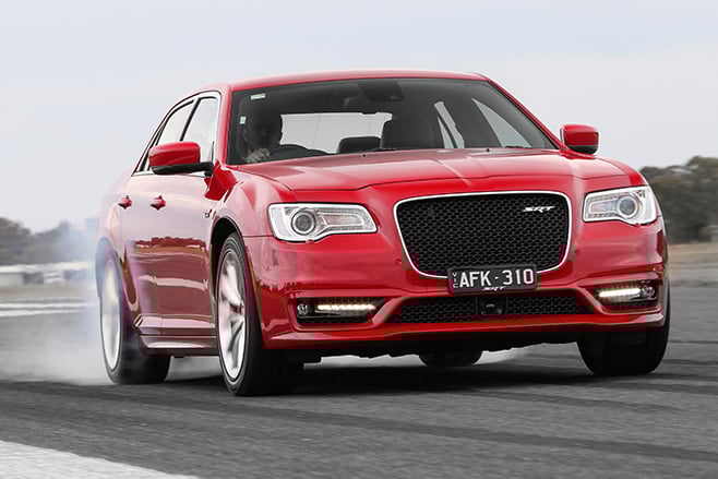 Chrysler -300-SRT-V8