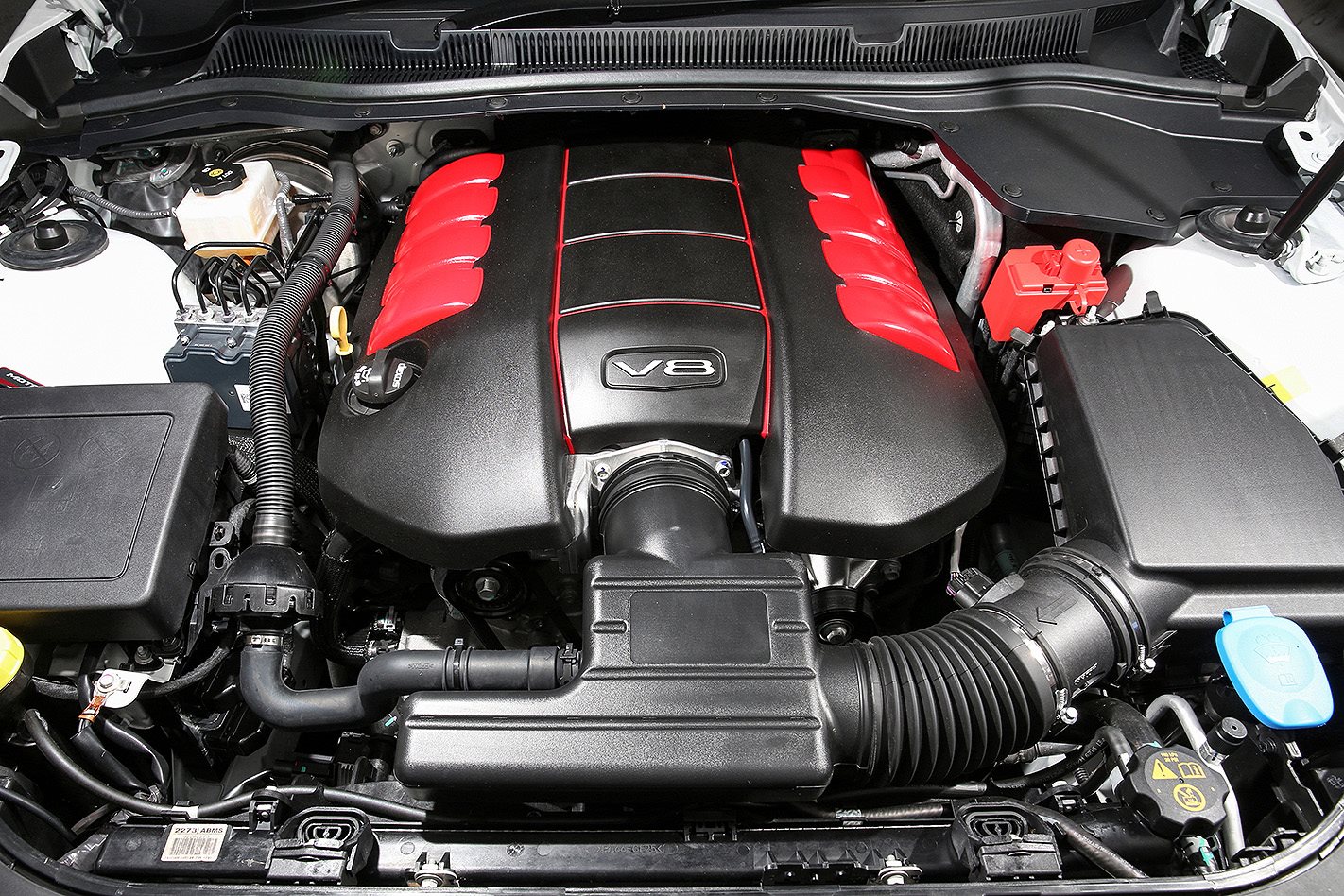 Longitudinal and transverse engines explained
