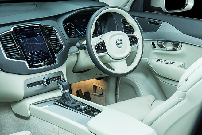 Volvo XC90 interior