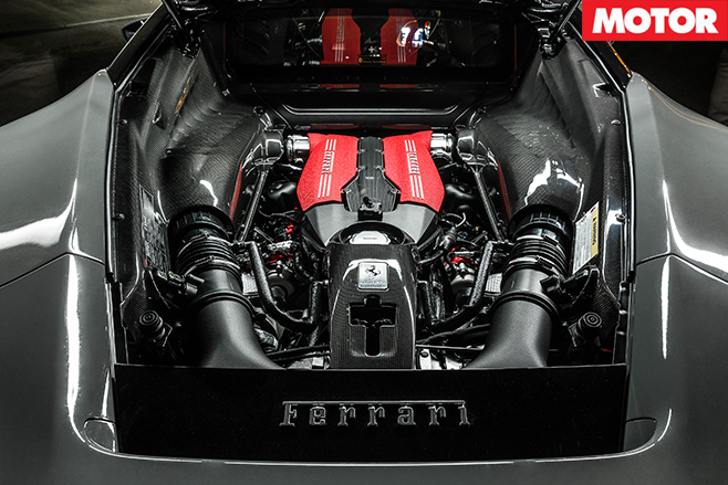 Ferrari 488 GTB engine