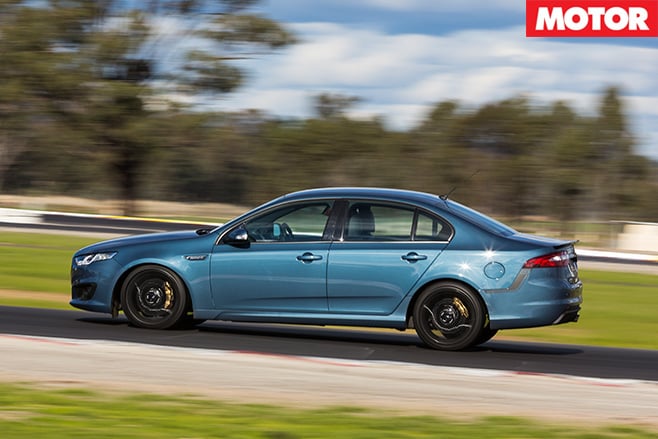 Falcon xr sprint driving side