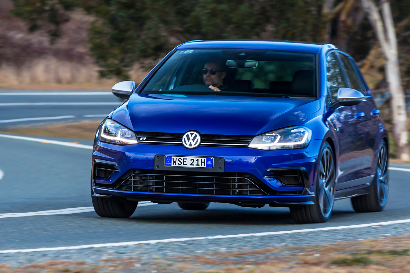 2018-Volkswagen-Golf-R-7.5.jpg