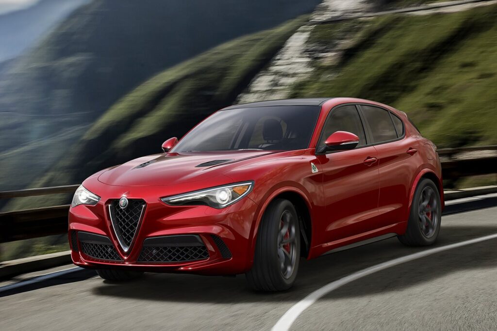 Alfa Romeo reveals 375kW Stelvio SUV