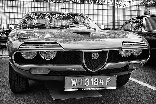 Alfa Romeo Montreal