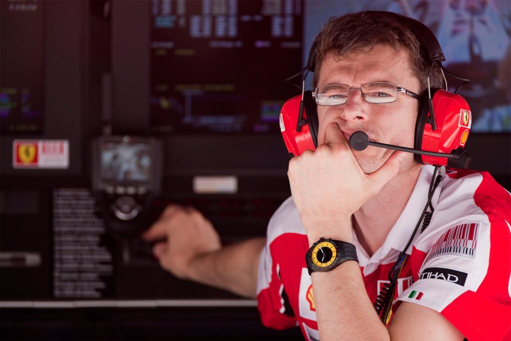 Chris Dyer joins Renault