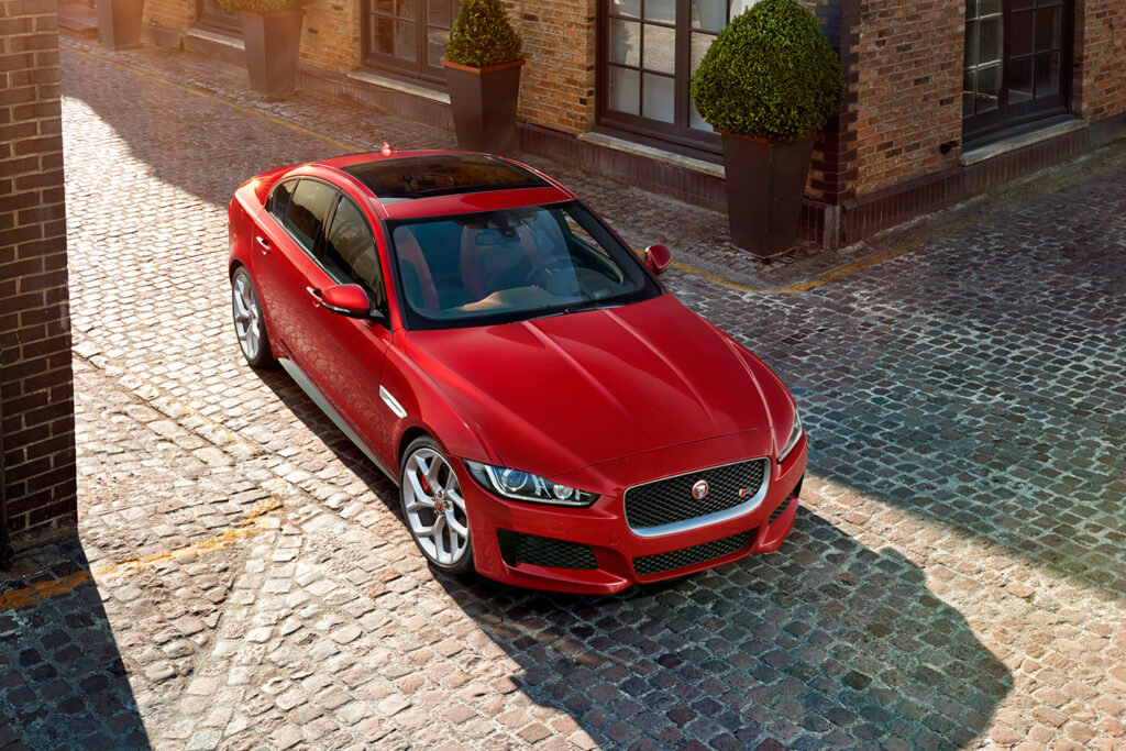 Jaguar XE