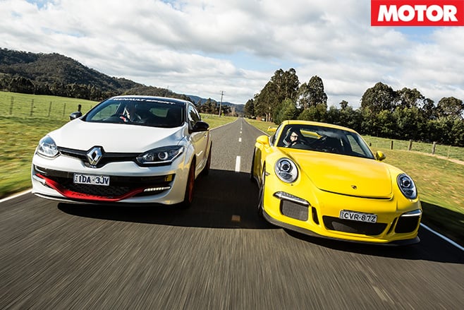 Renault megane vs porsche 911