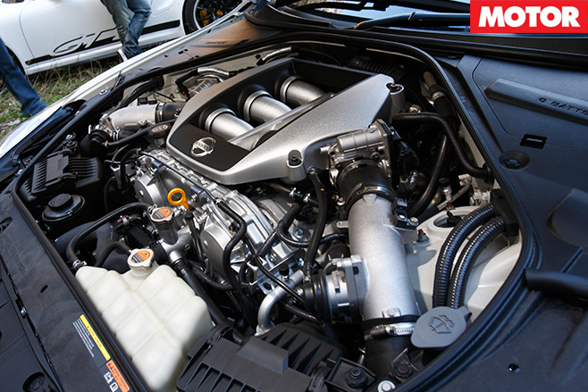 GT-R-engine