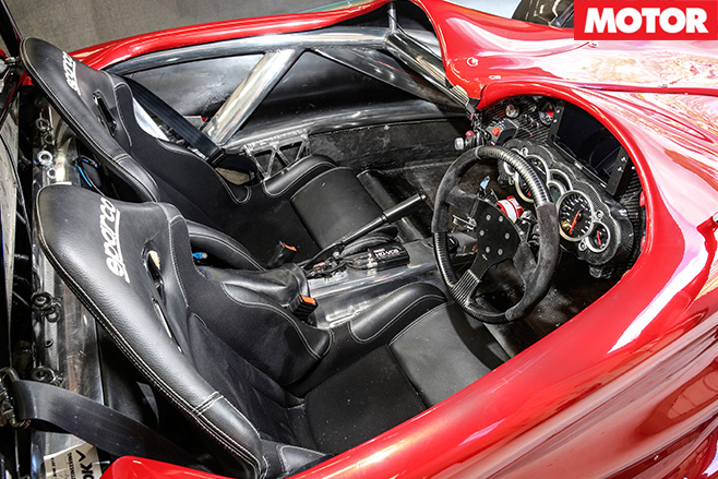 Quantum -GP700-cockpit