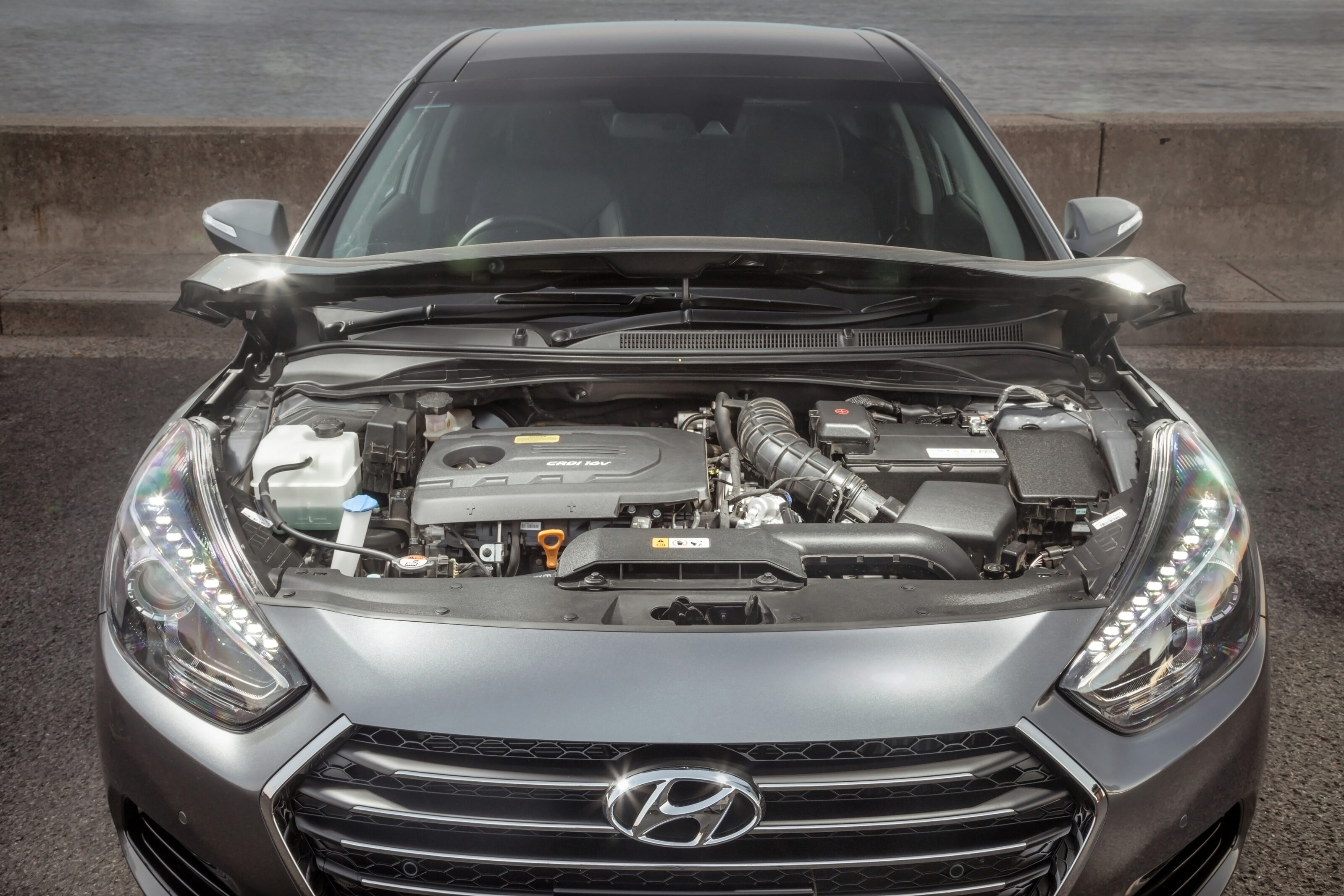 Hyundaii 405