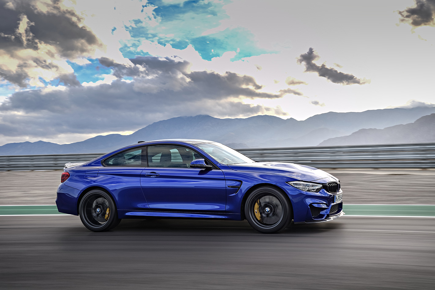 2018 BMW M4 CS exterior