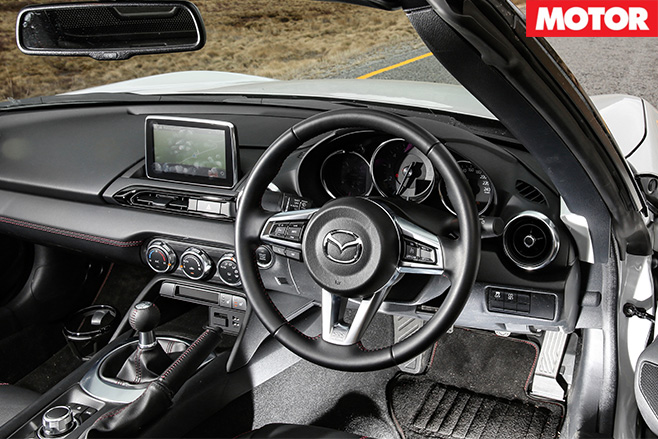 Mazda mx-5 interior