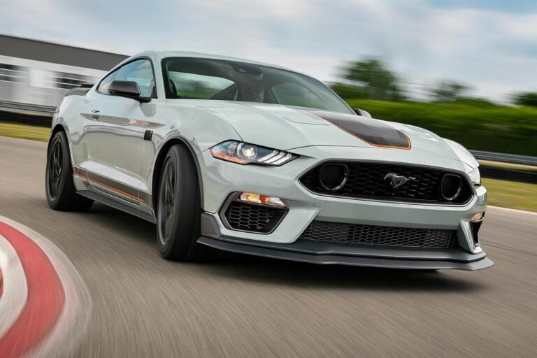 Mach 1 Mustang
