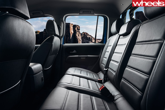 2017Volkswagen -Amarok -rear -seats