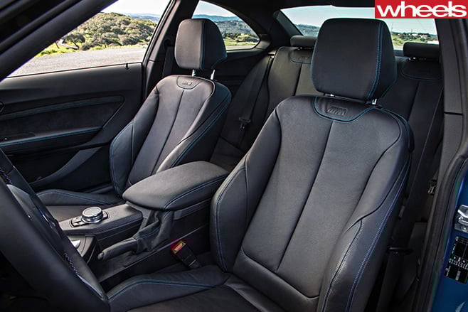 BMW-M2-front -seats