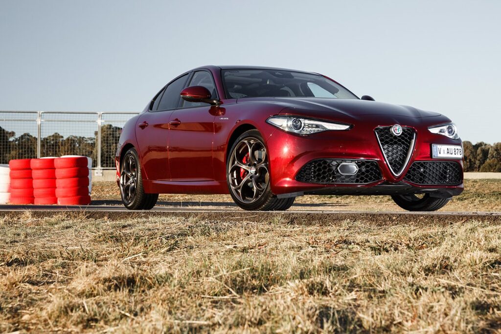 2017 Alfa Romeo Giulia Veloce front
