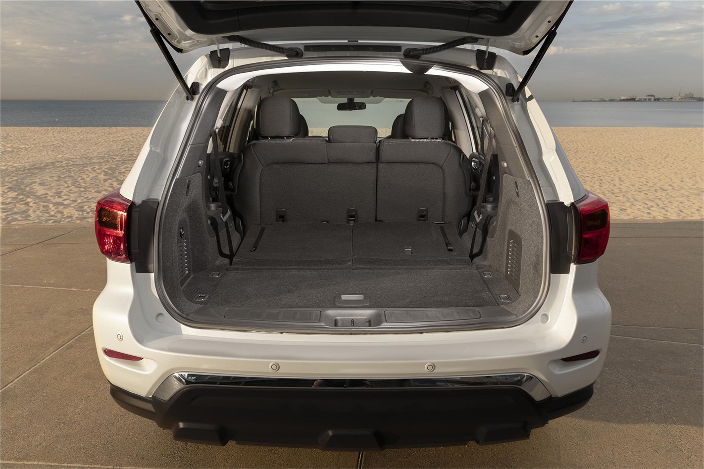 nissan pathfinder st
