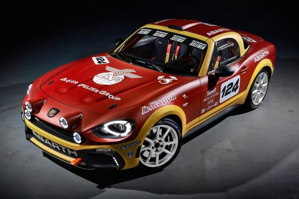 Fiat 124 Abarth Spider revealed